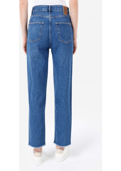 Straight Fit Kadın İndigo Jean Pantolon fiyatları