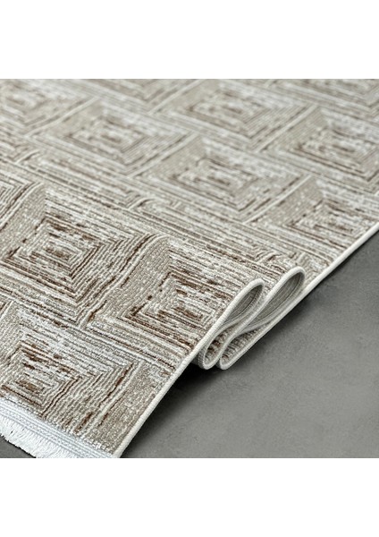 Diamond Koleksiyonu Parlak Görünümlü Mikrofiber Iplik Sık Dokuma Halı