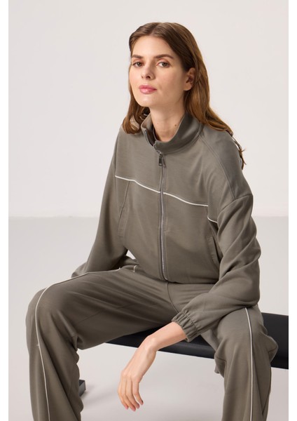 Koyu Bej Yumuşak Dokulu Dik Yaka Oversize Lastikli Kadın Eşofman Takım - 95349