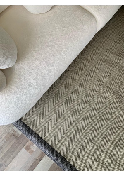Kaymaz Tabanlı Yıkanabilir Hasır Sisal Halı