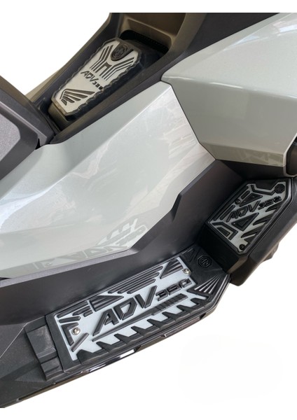 Honda Adv 350 Basamak Seti