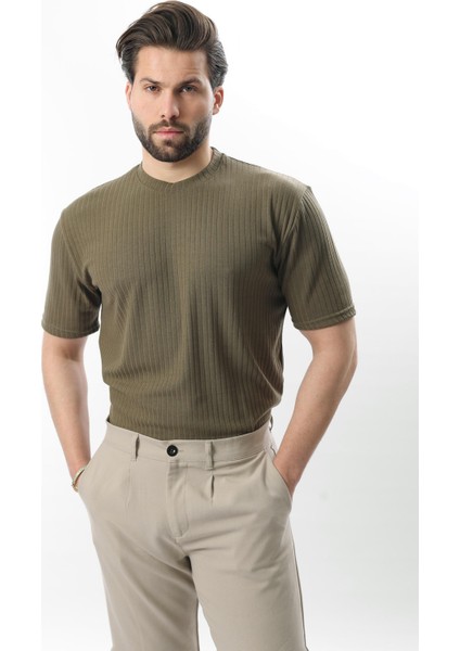 Haki Dokulu Çizgi Tasarım Bisiklet Yaka Erkek T-Shirt E7122