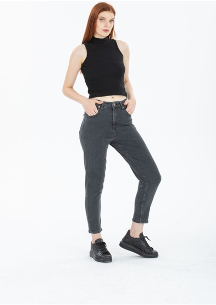 Kadın Antrasit Yüksek Bel Yumuşak Dokunuşlu Rahat Kesim Mom Jeans Kot Pantolon