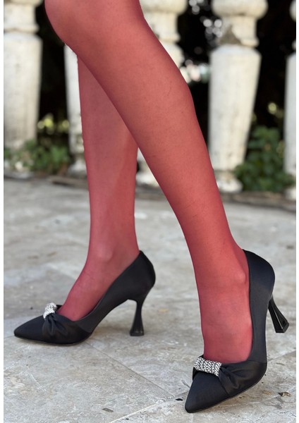 Moshi Siyah Saten Topuklu Ayakkabı fiyatları