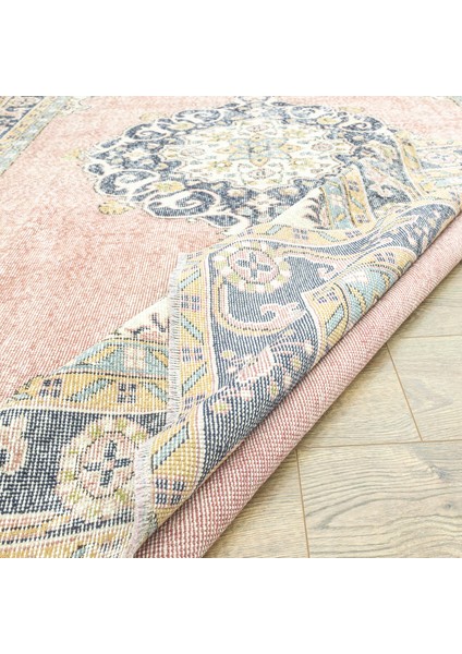 Selik Madalyon Desenli Pembe Halı 195 x 325 cm
