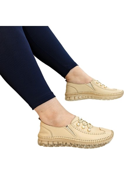 9871 Bej Deri Boncuklu Bayan Ayakkabı