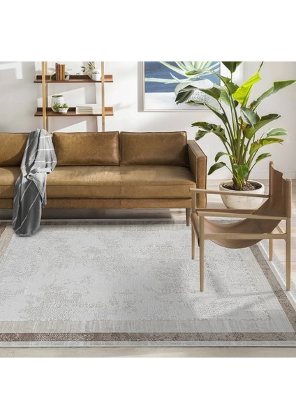 Deluxe Viskon Akrilik Halı – Şık Püskül Detaylı