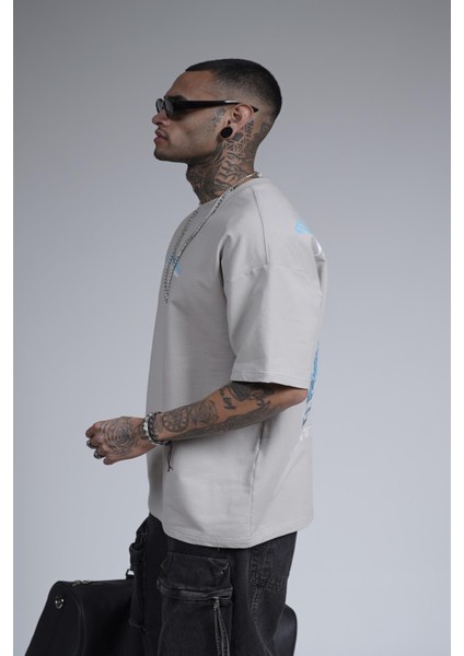 The King Of Balance Baskılı Oversize Kalıp Unisex Tişört fırsatları