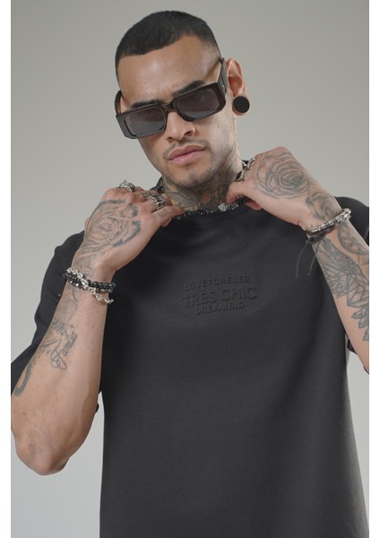 Kabartma Baskılı Reglan Kol Unisex Oversize Kalıp Tişört modelleri