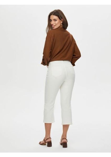 Paçası Kroşe Patch Detaylı Straight Fit Jean Caprı S25JCP006 fırsatları