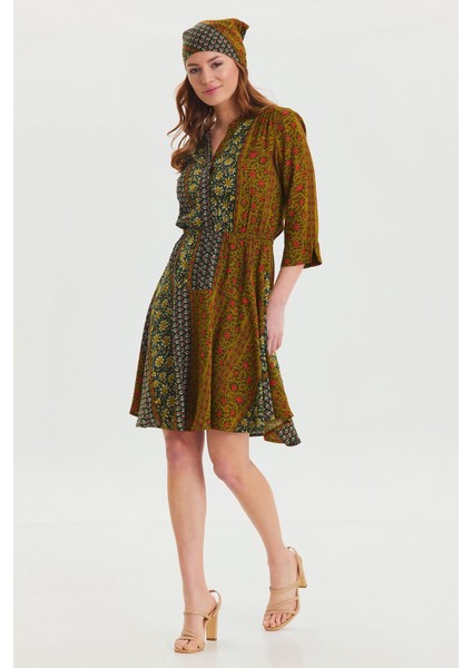 Hakim Yaka Düğme Detaylı Midi Elbise modelleri