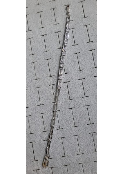 Çelik Gümüş Renk Taşlı Bileklik fiyatları