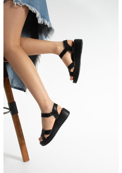 Pierre Cardin Judith Kadın Hakiki Deri Siyah Sandalet modelleri