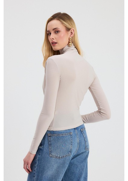 20059 Büzgü Detay Sandy Bluz Bej indirimleri