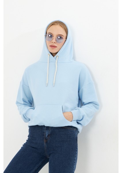 Kadın Bebe Mavisi Kanguru Cep Şardonlu Kapüşonlu Regular Fit Sweatshirt