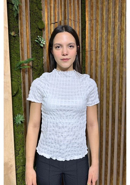 Kadın Bisiklet Yaka Kısa Kollu Dokulu Slim Fit Bürümcük Tişört/t-Shirt, Kadın T-Shirt indirimleri