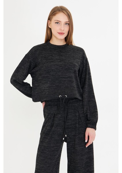 Beli Kuş Gözlü Triko Bluz