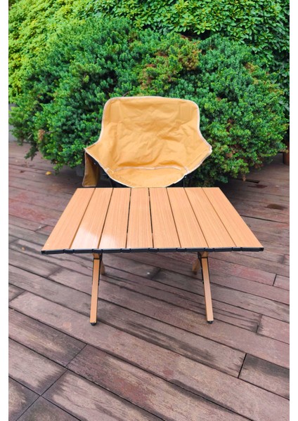 Hafif Taşıma Çantalı Katlanır Kamp Piknik Bahçe Masası Ceviz 60 x 60 x 45 cm