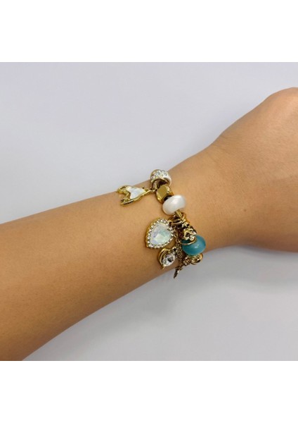 Mavi-Beyaz Taşlı Sallantılı Charm Çelik Bileklik - Şık ve Zarif Kadın Takısı modelleri