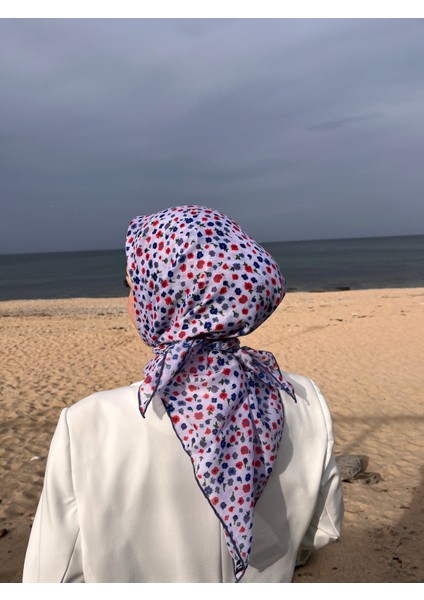 Mavi-Kırmızı Çiçek Desenli Eşarp fiyatları