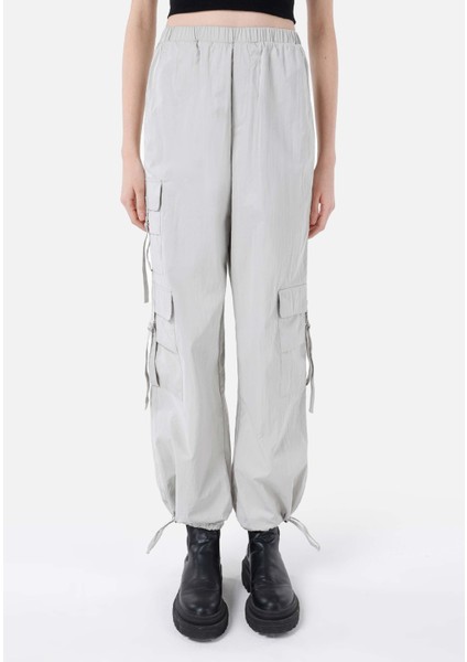 Regular Fit Düşük Bel Geniş Paça Kadın Taş Pantolon fırsatları