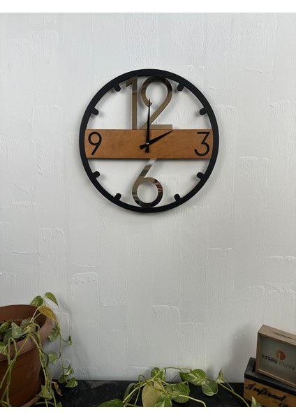 Dekoratif Ahşap Tasarım Duvar Saati