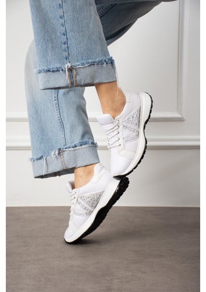 Beatriz Kadın Sneakers Yandan Taşlı Bağcıklı Spor Ayakkabı Beyaz