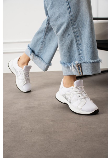Beatriz Kadın Sneakers Yandan Taşlı Bağcıklı Spor Ayakkabı Beyaz fiyatları