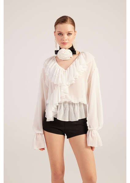 Fırfırlı Güllü Choker Aksesuarlı Şifon Sassy Gömlek Beyaz