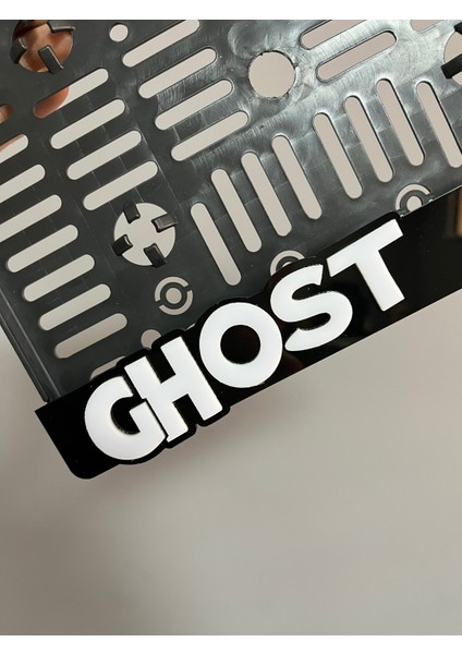 GHOST Temalı Siyah Pleksi Motosiklet Plakalık – Şık ve Dayanıklı👻 fiyatları