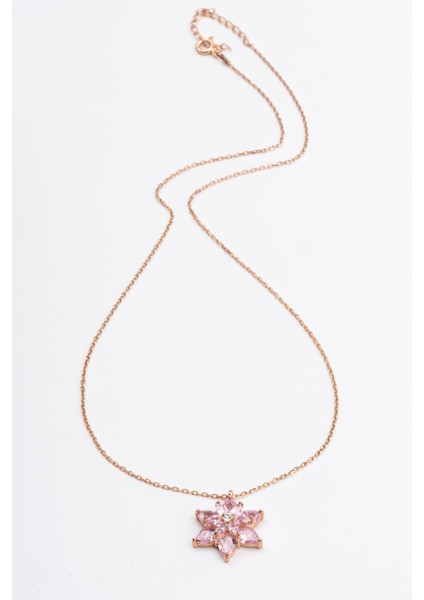 Lila Renkli Taşlı Lotus Çiçeği Gümüş Kolye 18 Ayar Rose Altın Kaplama Lotus Çiçeği Kolyesi 925 Ayar Gümüş Kadın Kolye | Bayan Zirkon Taşlı Lotus Kamelya Çiçeği Rose Gold Kadın Gümüş Kolye