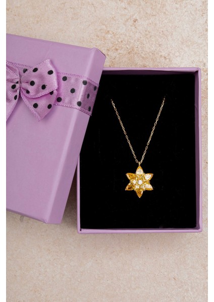 Sarı Renkli Taşlı Lotus Çiçeği Gümüş Kolye 18 Ayar Sarı Altın Kaplama Lotus Çiçeği Kolyesi 925 Ayar Gümüş Kadın Kolye | Bayan Zirkon Taşlı Lotus Kamelya Çiçeği Gold Kadın Gümüş Kolye modelleri