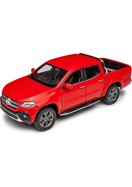 1:27 Mercedes-Benz X-Class