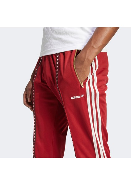 Retro Sport Cricket Inspired.-