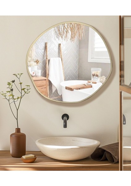 Şık Asimetrik Duvar Aynası, Dekoratif Banyo ve Hol Aynası, Altın Renk, Cam Materyal fırsatları