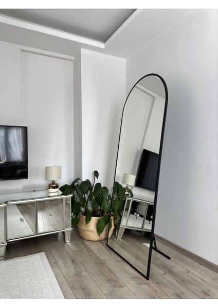 Şık Siyah Metal Çerçeveli Oval Boy Aynası 180x80 cm, Demonte ve Ayaklı fiyatları