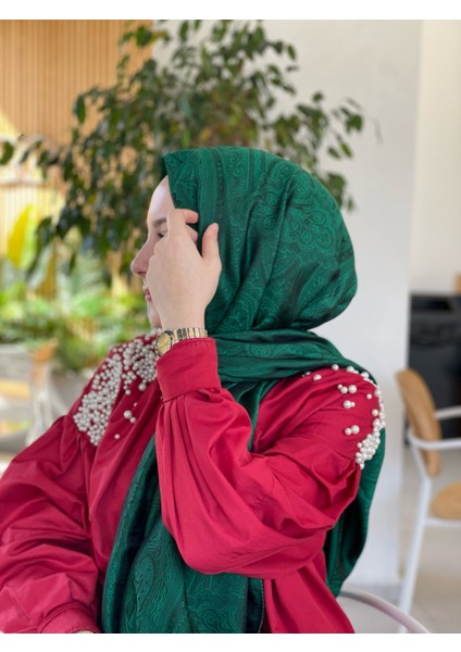 Zümrüt Ipekseli Jakarlı Etro Etnik Desen Şal