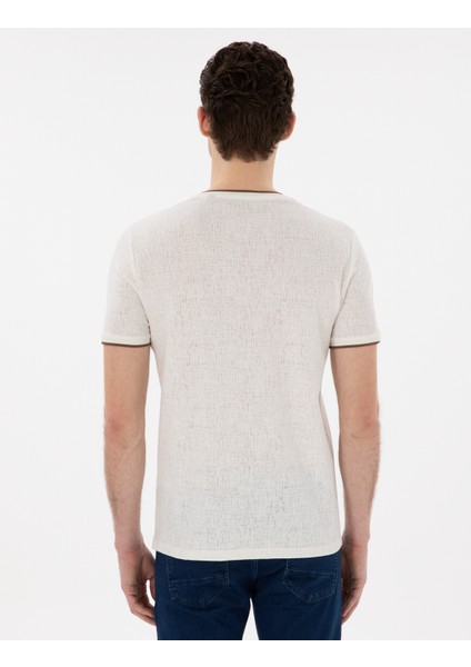 Erkek Ekru Slim Fit Tişört 50302549-VR019