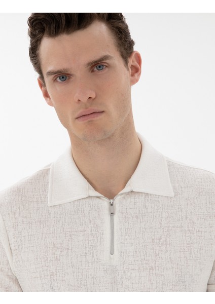 Erkek Ekru Slim Fit Tişört 50302586-VR019
