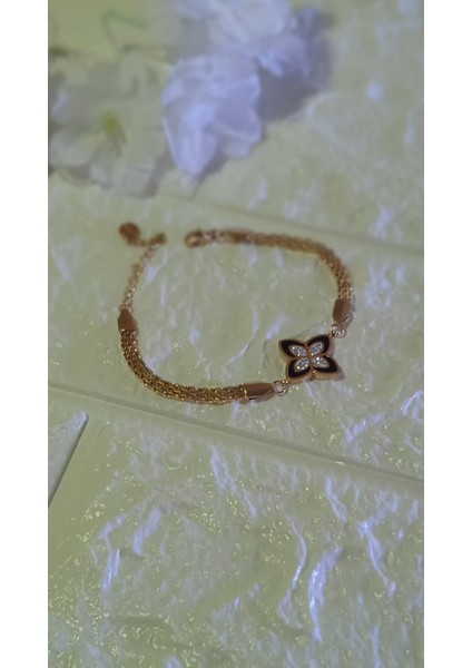 Çelik Gold Yonca Bileklik