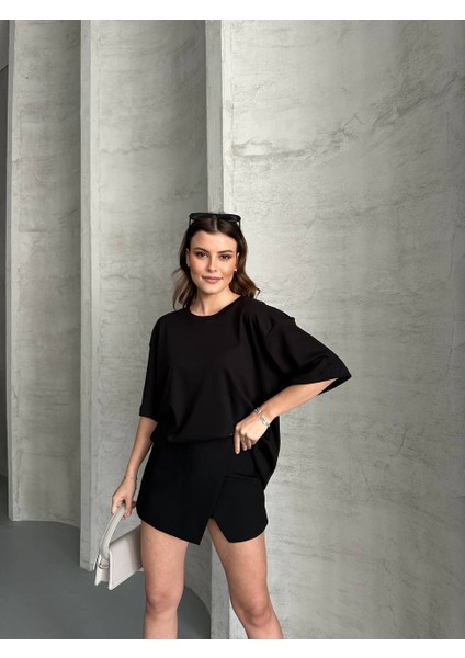 Basic Oversize Unisex Düz Siyah Tişört Interlok Kumaş Kadın