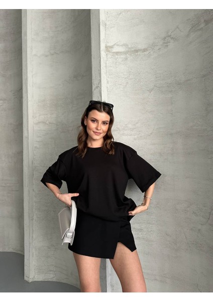 Basic Oversize Unisex Düz Siyah Tişört Interlok Kumaş Kadın