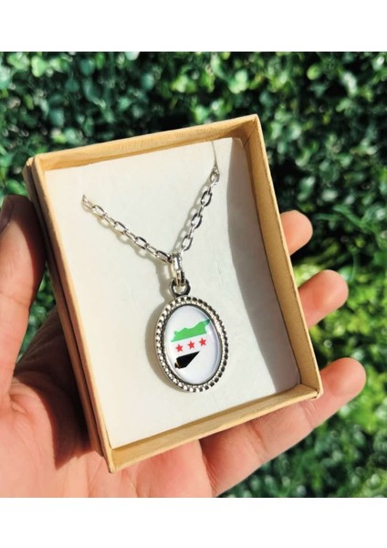 3 Yıldız Özgür Suriye Bayrağı Kolye Yuvarlak Siyah Syria Bayrağı Kolye