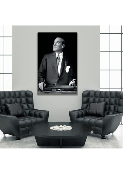 Tekli Dikey Kanvas Ofis Tablosu Yukarı Bakan Atatürk Portresi