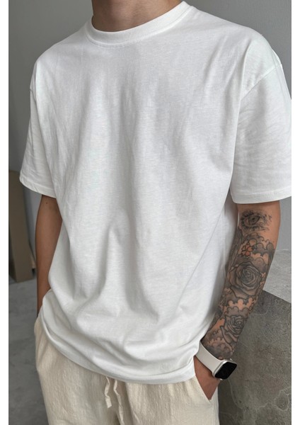 Beyaz Oversize Basic T-Shirt