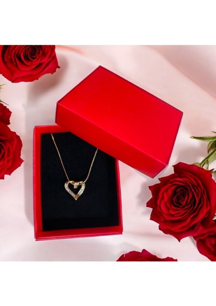 Şık Zirkon Taşlı Çelik Kalp Kolye Hediye Paketli fırsatları