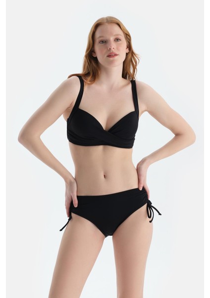 Siyah Yanı Büzgülü Bikini Alt