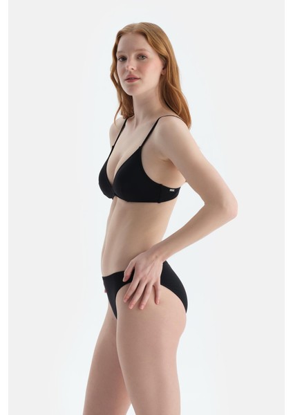Siyah Üçgen Küçük Bikini Üst modelleri