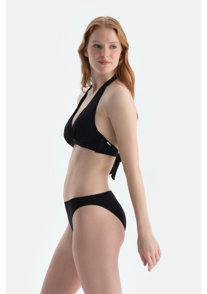 Siyah Üçgen Geniş Bikini Üst modelleri