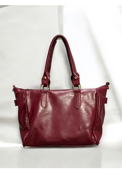 Kilit Detaylı Büyük Omuz ve El Çantası fırsatları